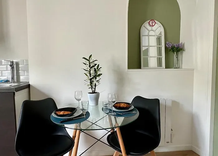 Vienne - Spacieux Et Confortable En Plein Centre *